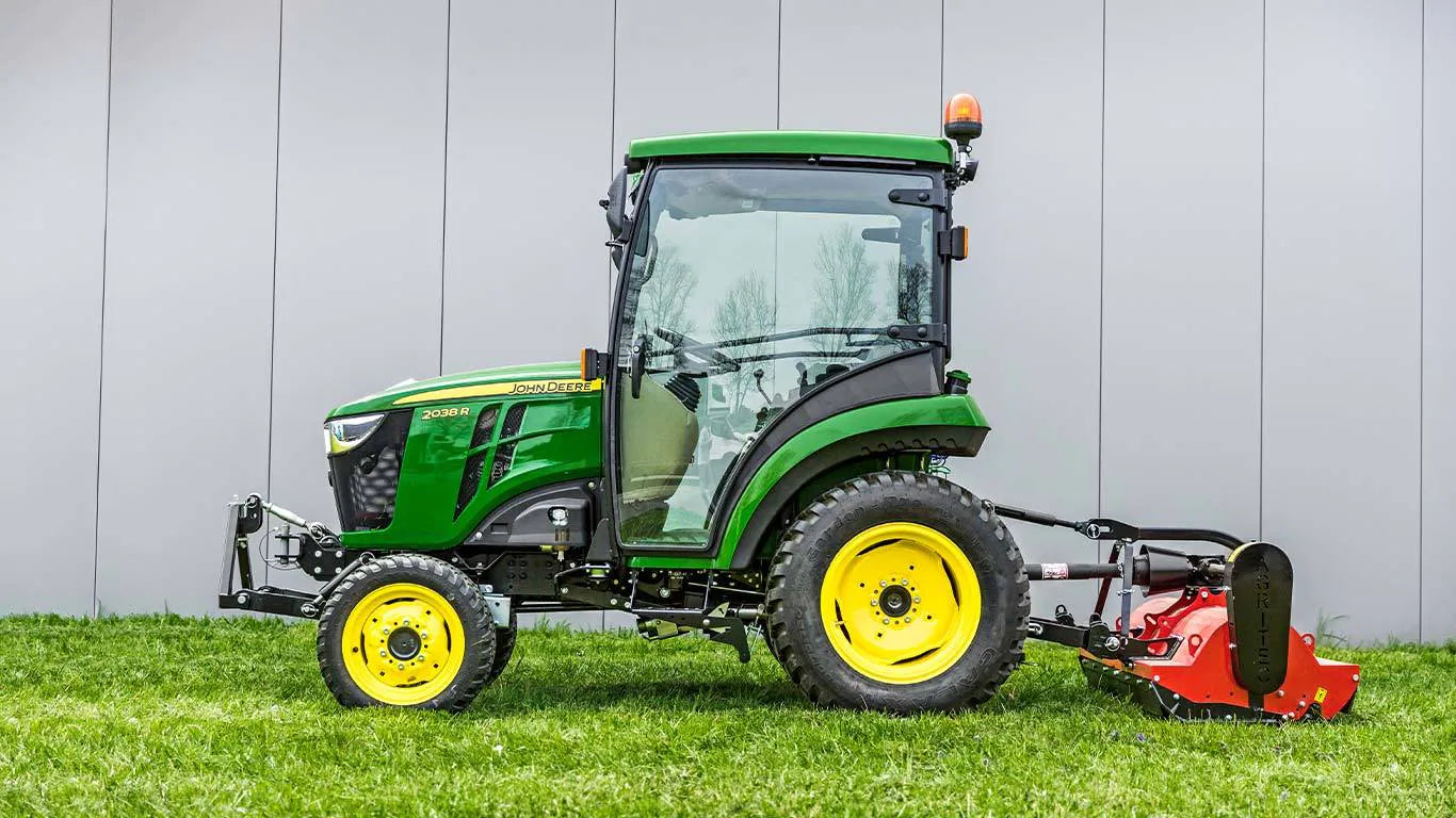 John Deere 2038R