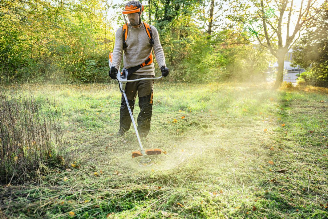 Stihl FSA 200 Akku-Motorsense, ohne Akku und ohne Ladegerät