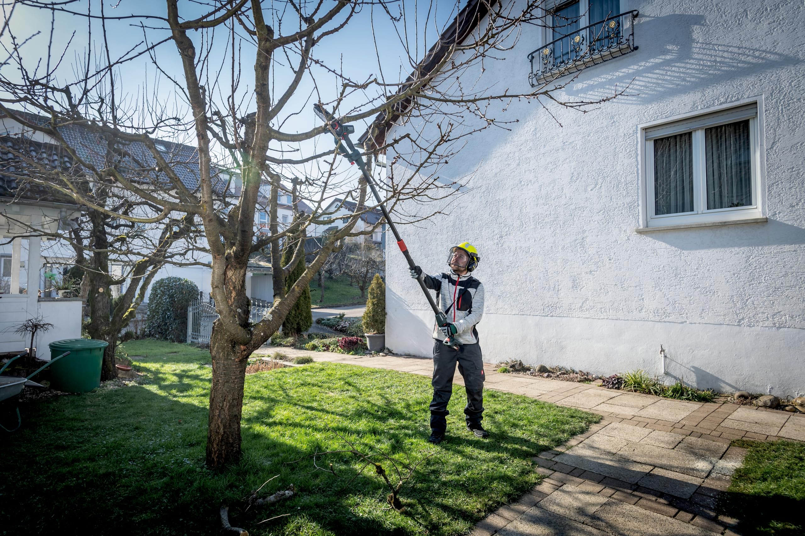 Metabo Akku Gehölzsäge (Holzsäge ohne Akku, kleine Kettensäge 15 cm, ohne metaBox, Gartensäge) 600856850