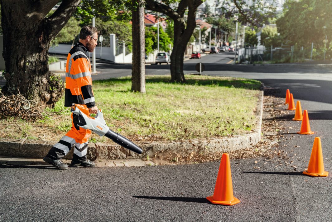 Stihl BGA 86 Akku-Laubbläser, ohne Akku und Ladegerät