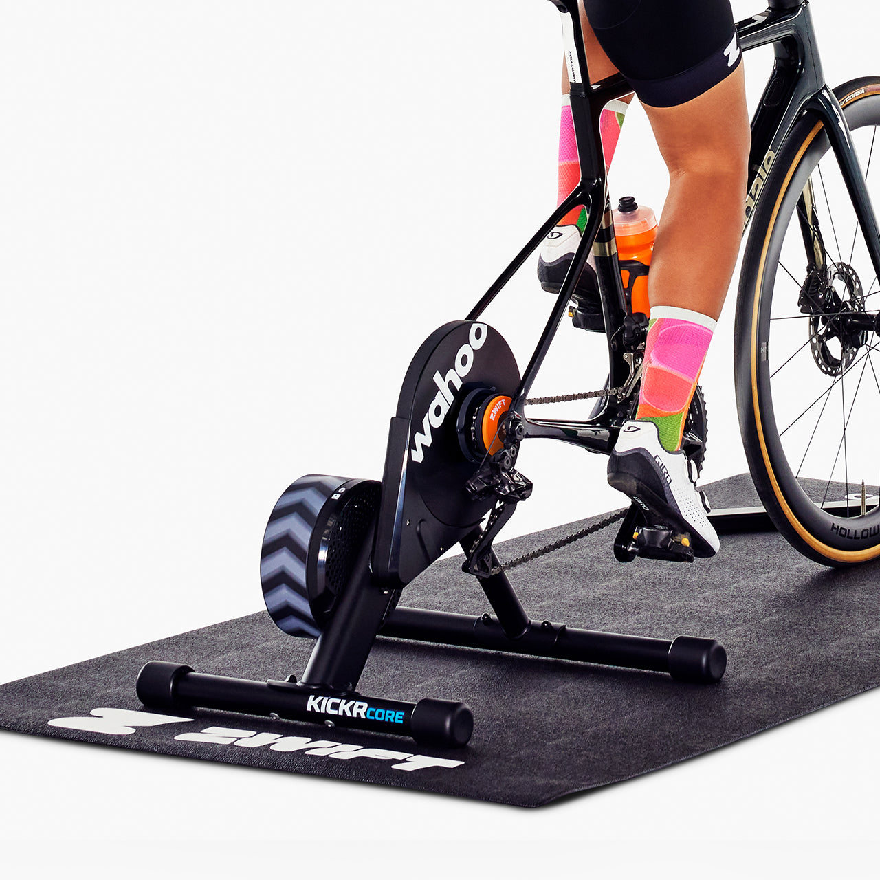 Wahoo KICKR CORE Zwift One mit 1 Jahr Zwift-Mitgliedschaft